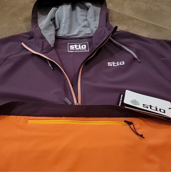 NEW M XL Stio CFS Hooded Anorak - Picture 1 of 5